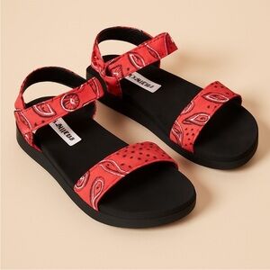 Steve Madden Bandana Strap Sandals Red Size 8 – Casual Flat Sport Sandals